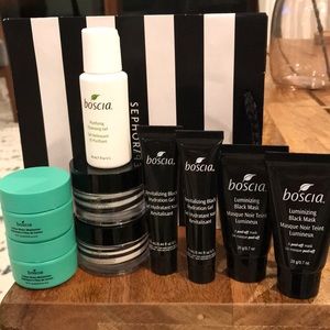 Boscia skincare set of 8 deluxe sizes.